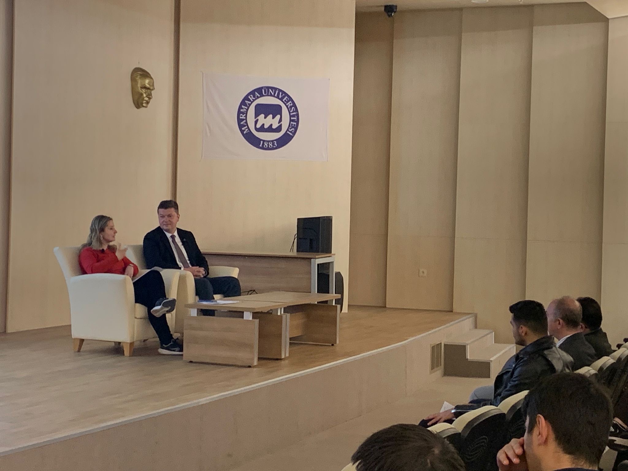 4 IMG_3239.JPG (341 KB)